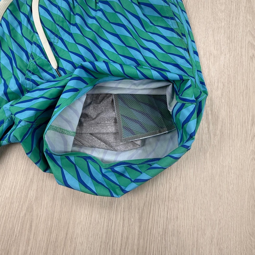 Swim Trunks Fair Harbor Mens XXL Green Blue Geometric Wavy Print Board Shorts - Picture 8 of 11